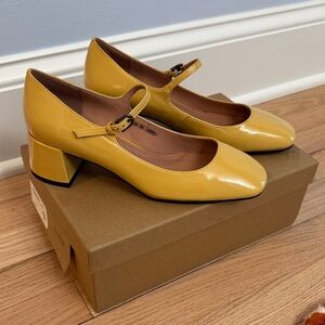 NWT Bibi Lou Cardiff Mary Jane Heels Size EU 38